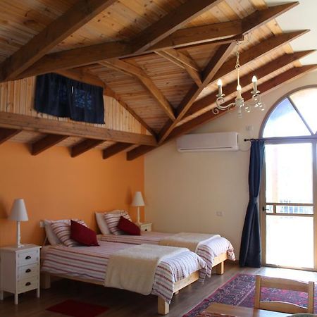 Hotel Off The Square Safed Exterior foto